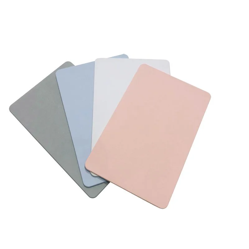 Tapis de bain antidérapants en diatomite, plusieurs coloris, pour sécuriser la sortie de douche ou de baignoire, chez Noden Medical Market à Sarcelles